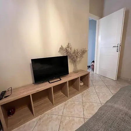 Apartment Dreamcatcher /ρετιρέ με θέα θάλασσα Athens